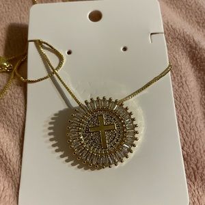 gorgous cz cross necklace very blingy